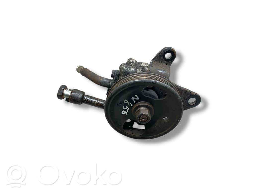 Nissan Navara Power steering pump 