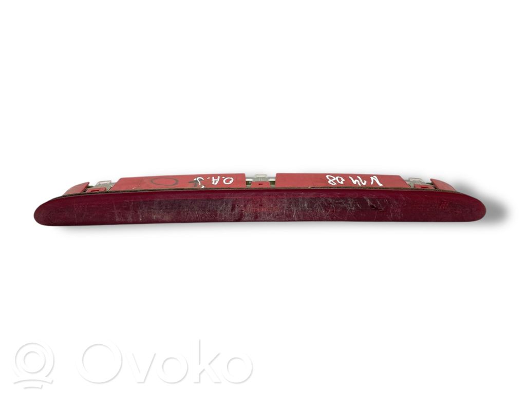 Opel Astra J Kolmas/lisäjarruvalo 