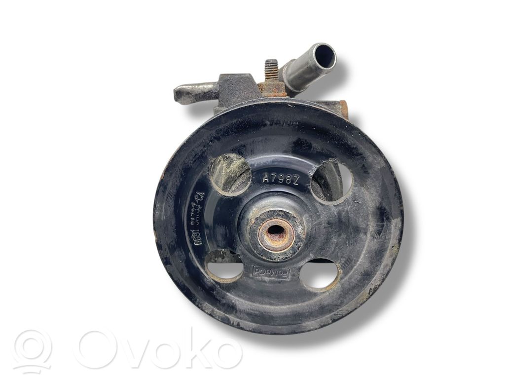 Honda CR-V Power steering pump 