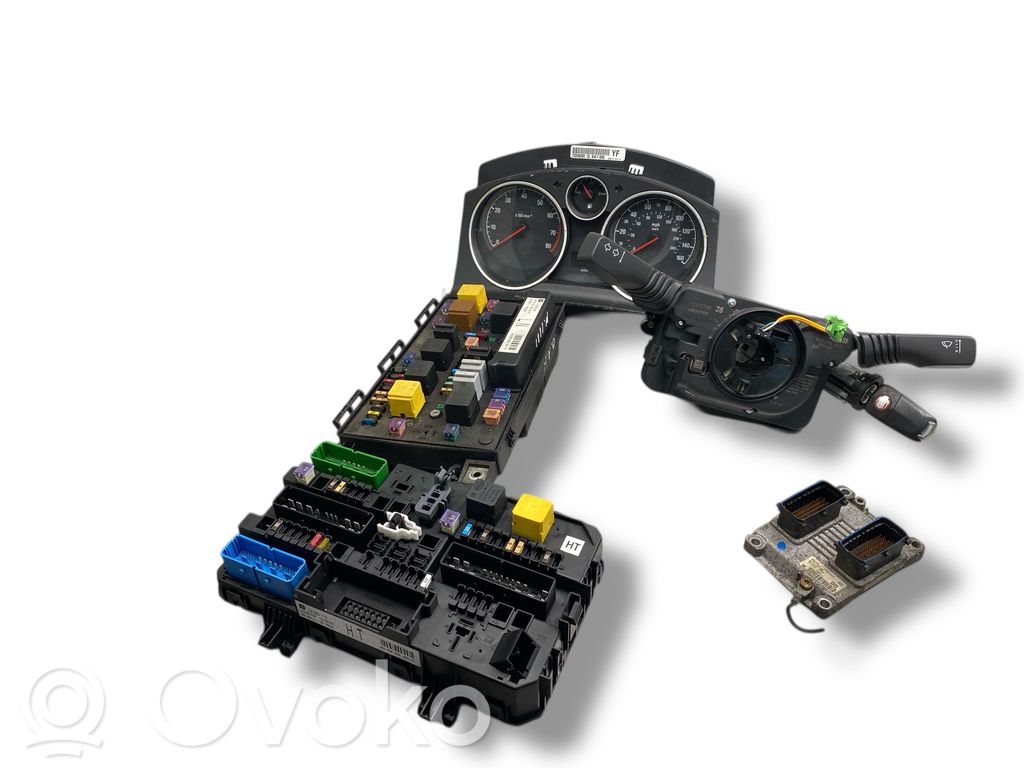 Opel Astra H Komputer / Sterownik ECU i komplet kluczy 