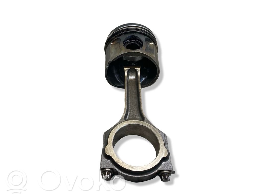Ford Transit Piston with connecting rod 