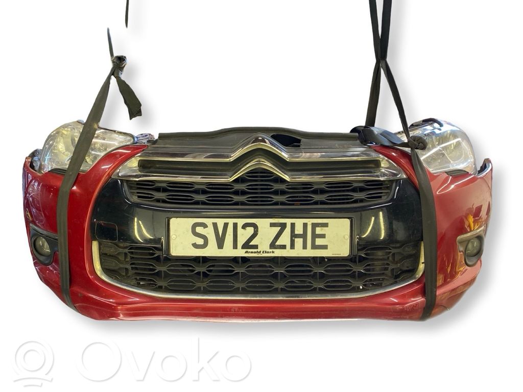 Frontpaket   9688549280,7401VX,7416W9,1253K4,1691346680,6206T6,6208Q3,6208T6,7422R9,745370,7804T8,9609816680,9677113480