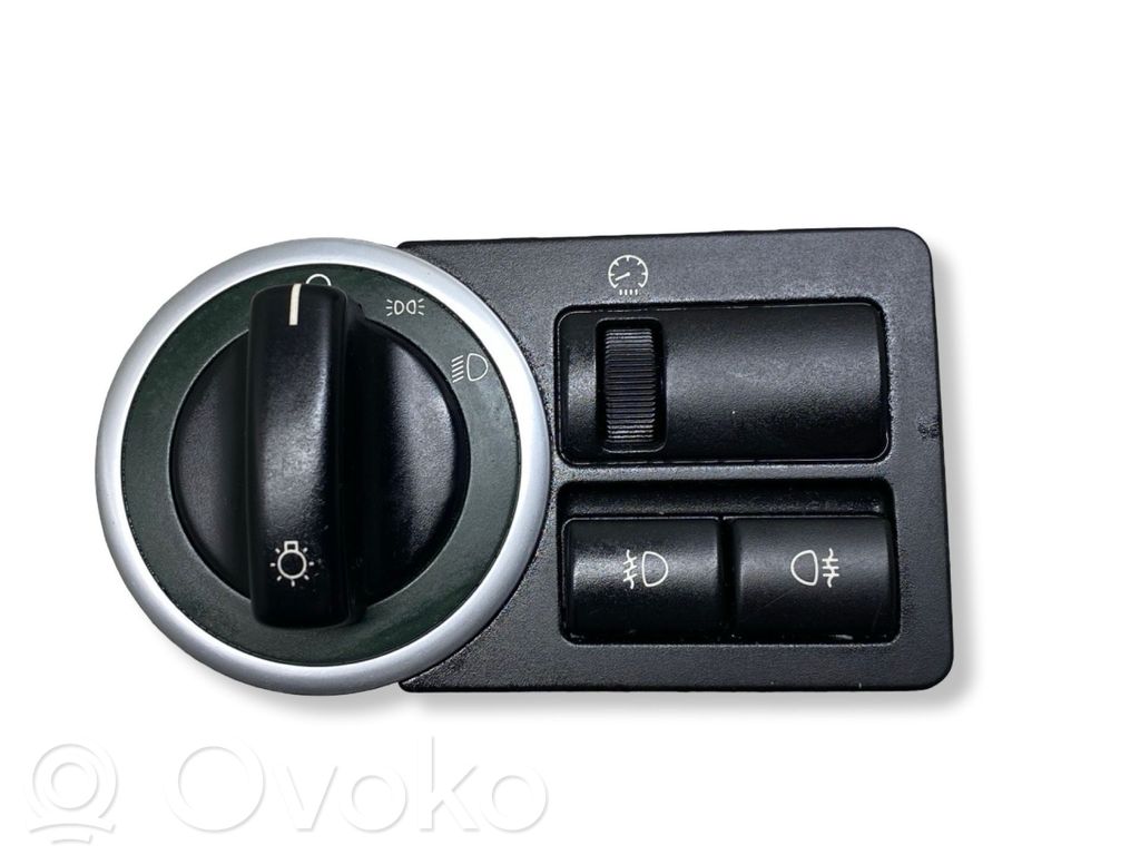 Land Rover Range Rover L322 Light switch 