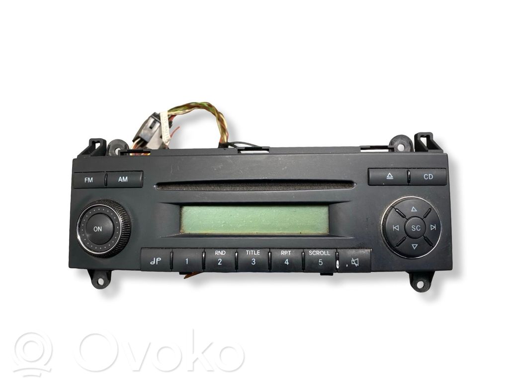Mercedes-Benz Vito Viano W639 Panel / Radioodtwarzacz CD/DVD/GPS 