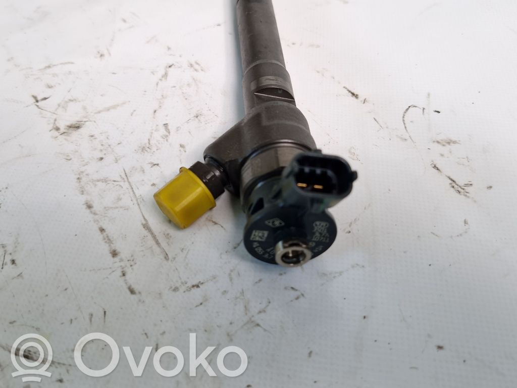Inyector de combustible   044511016
