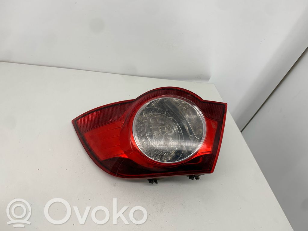 Takavalot   1Q0945258A