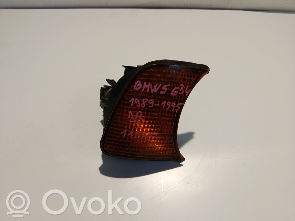 BMW 5 E34 Indicatore di direzione anteriore 