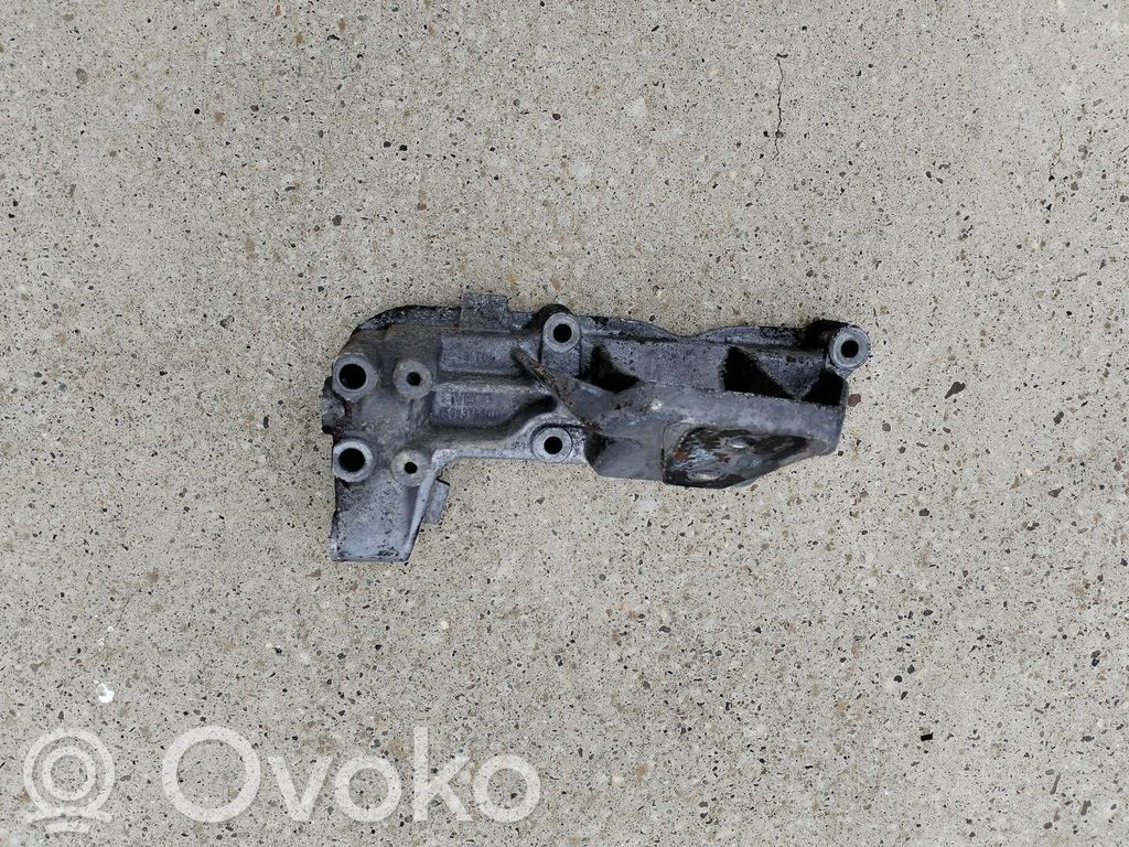 Engine mounting bracket   500376601
