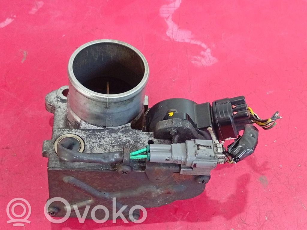 Toyota Avensis T250 Droselinė sklendė 