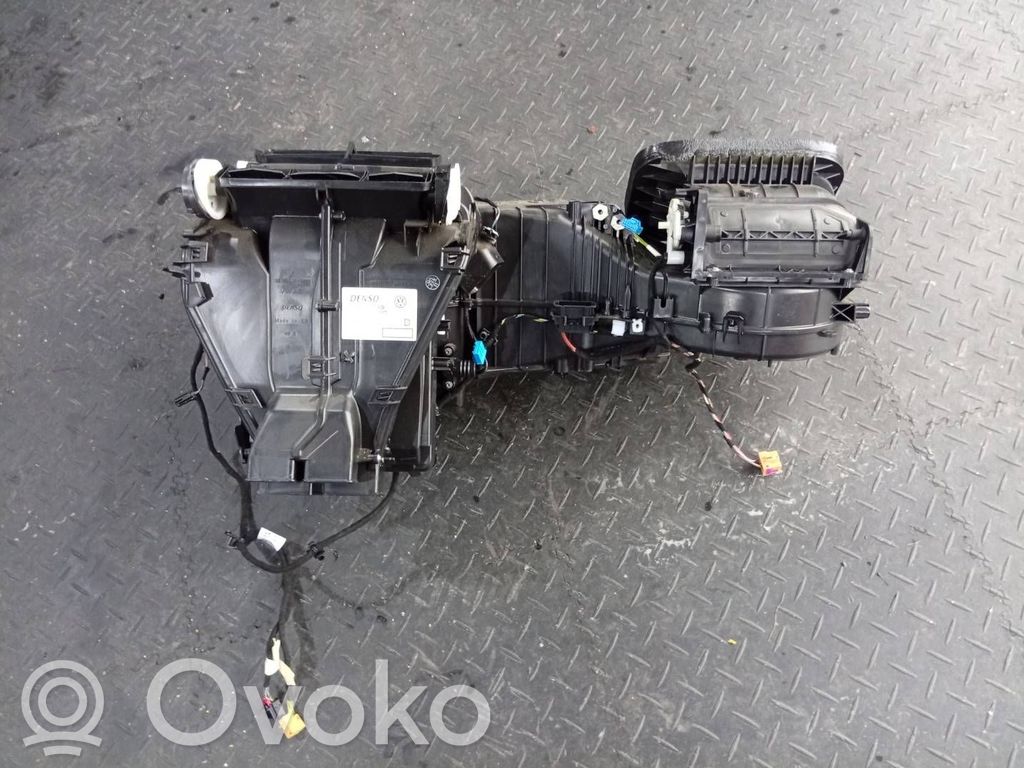 Volkswagen PASSAT B6 Ansamblu cutie climatizare interioară 