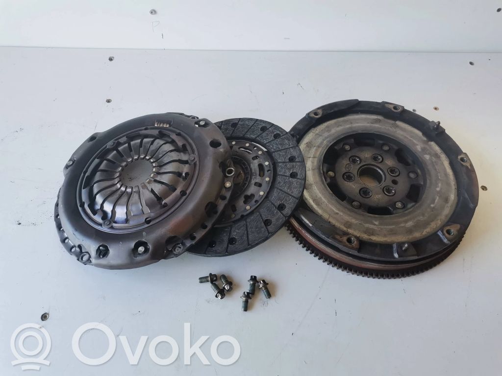 Opel Mokka X Sankabos komplektas 