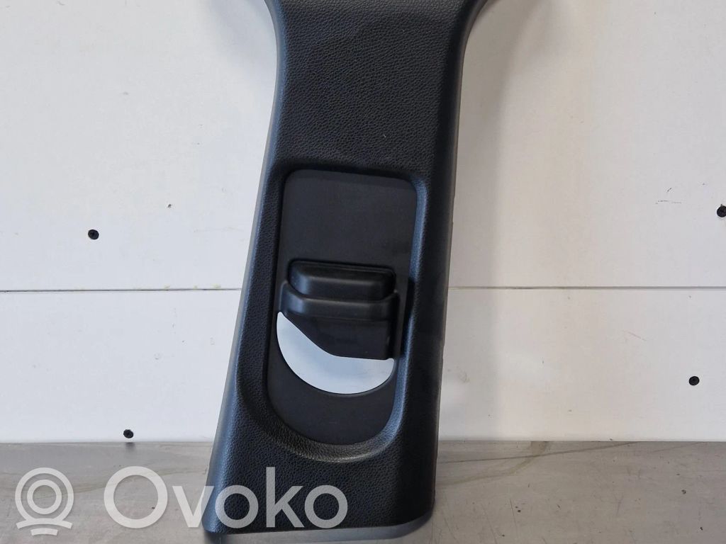 Mercedes-Benz B W246 W242 (B) pillar trim (top) 