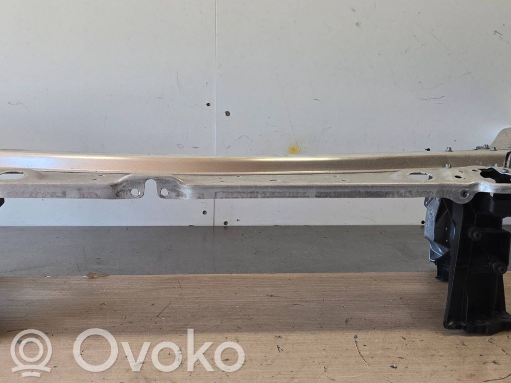 Mercedes-Benz GLC X253 C253 Panel mocowania chłodnicy / góra 