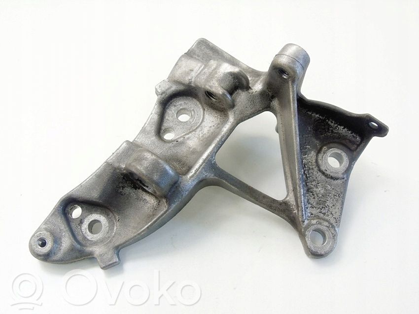 Moottorin kiinnikekorvake   9653749480