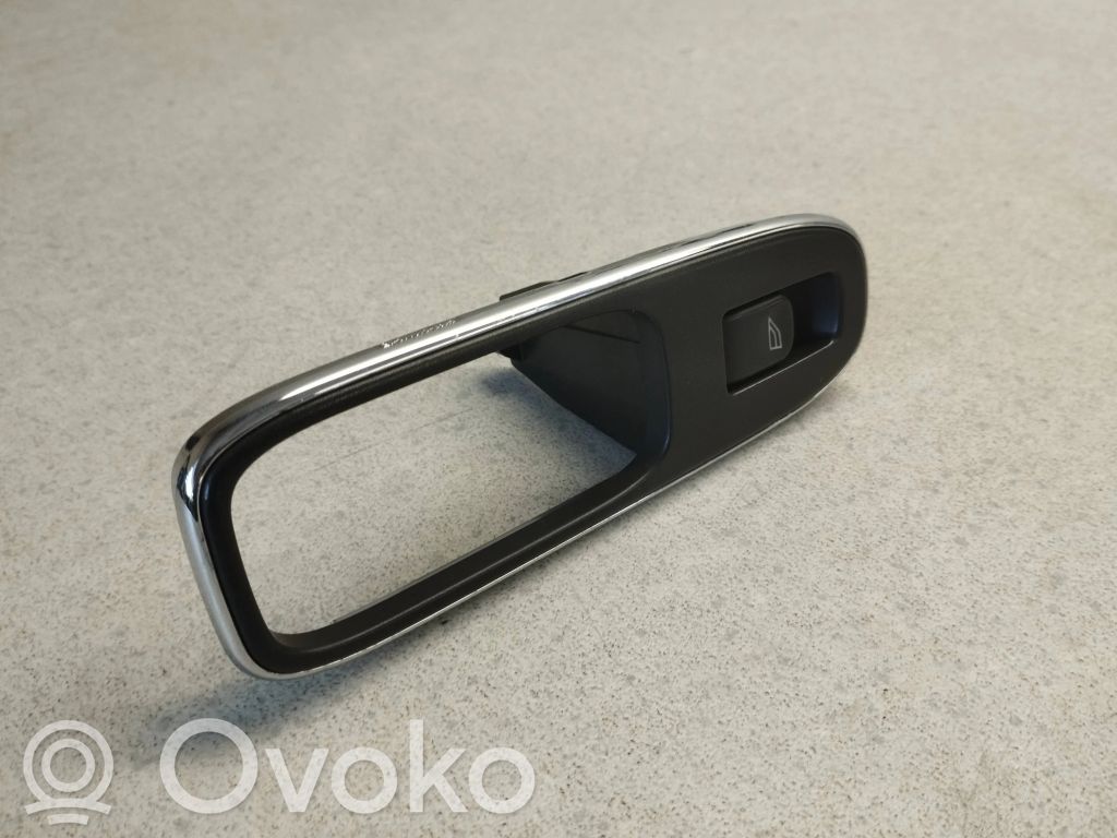 Jaguar XJ X350 Electric window control switch 