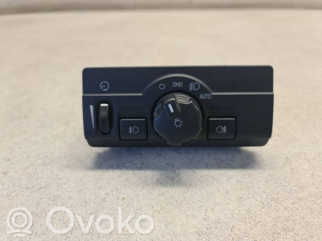 Land Rover Freelander 2 - LR2 Light switch 