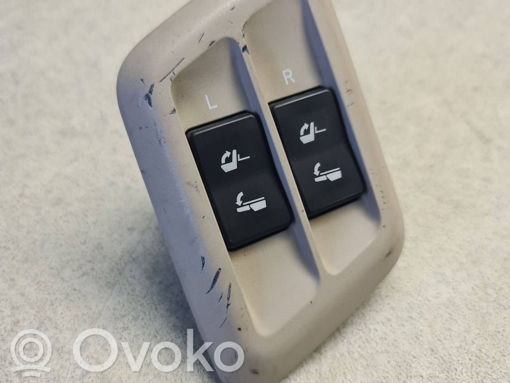 Toyota Land Cruiser (J150) Seat control switch 