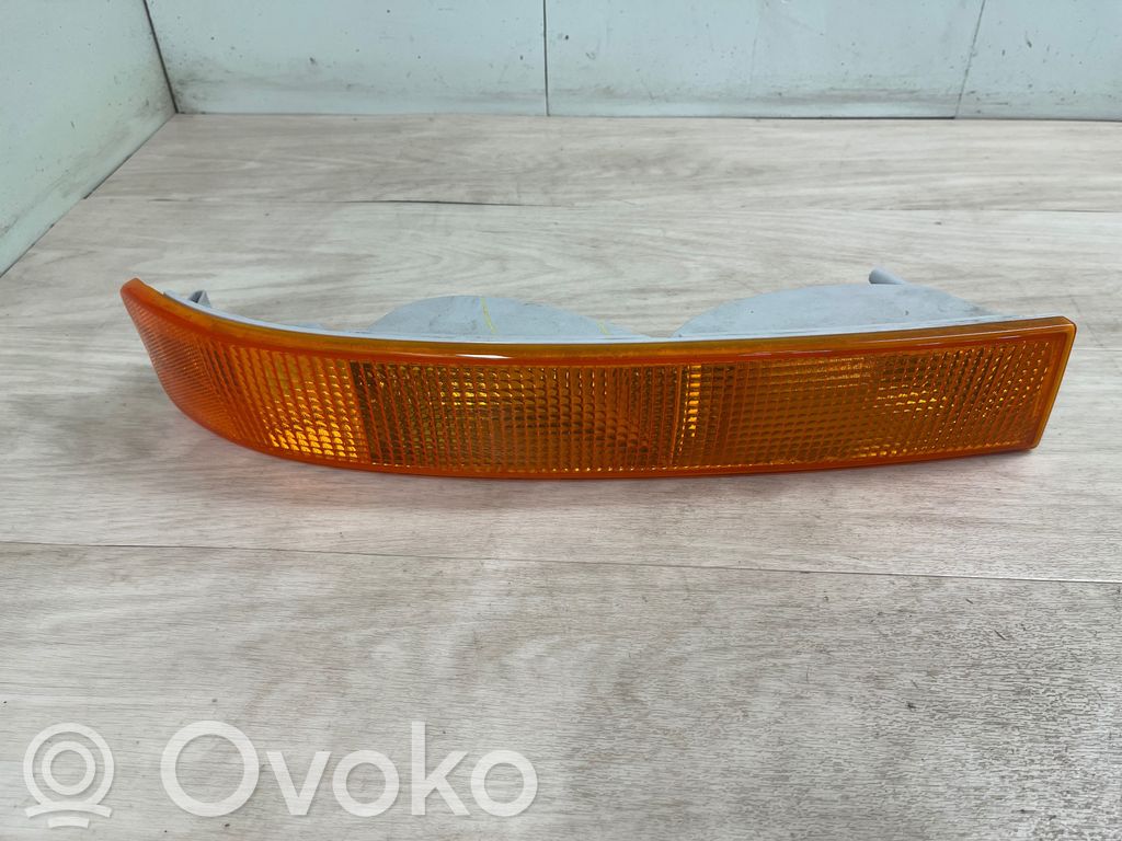 GMC Savana Front bumper turn signal 