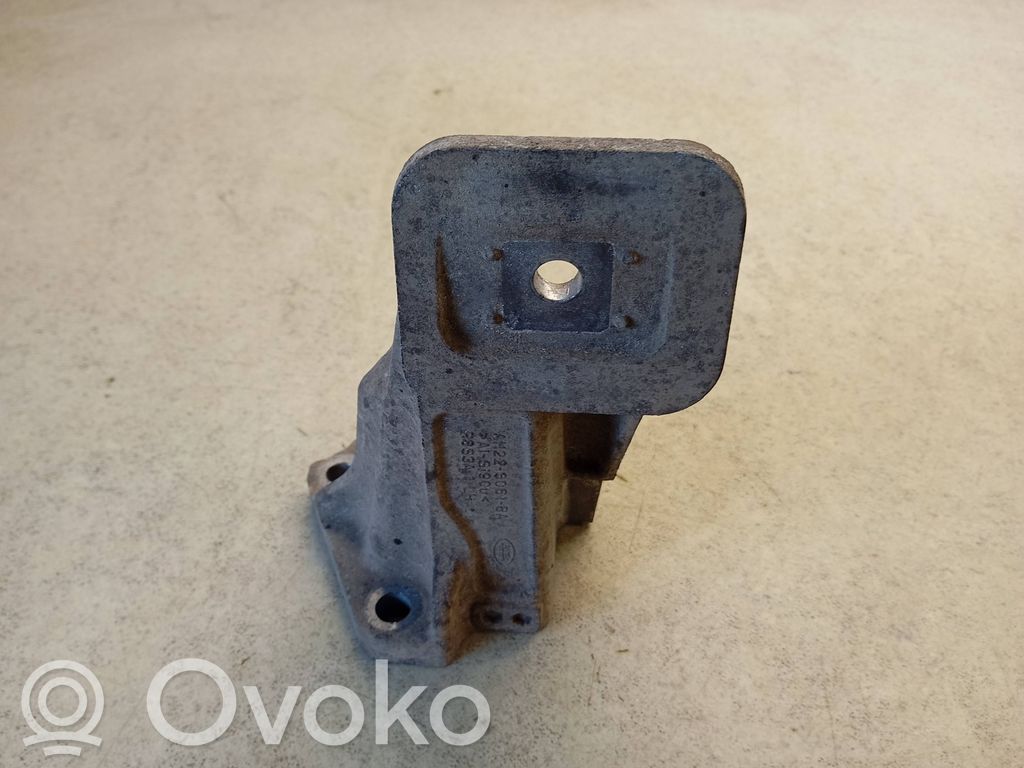 Land Rover Range Rover Sport L320 Engine mounting bracket 