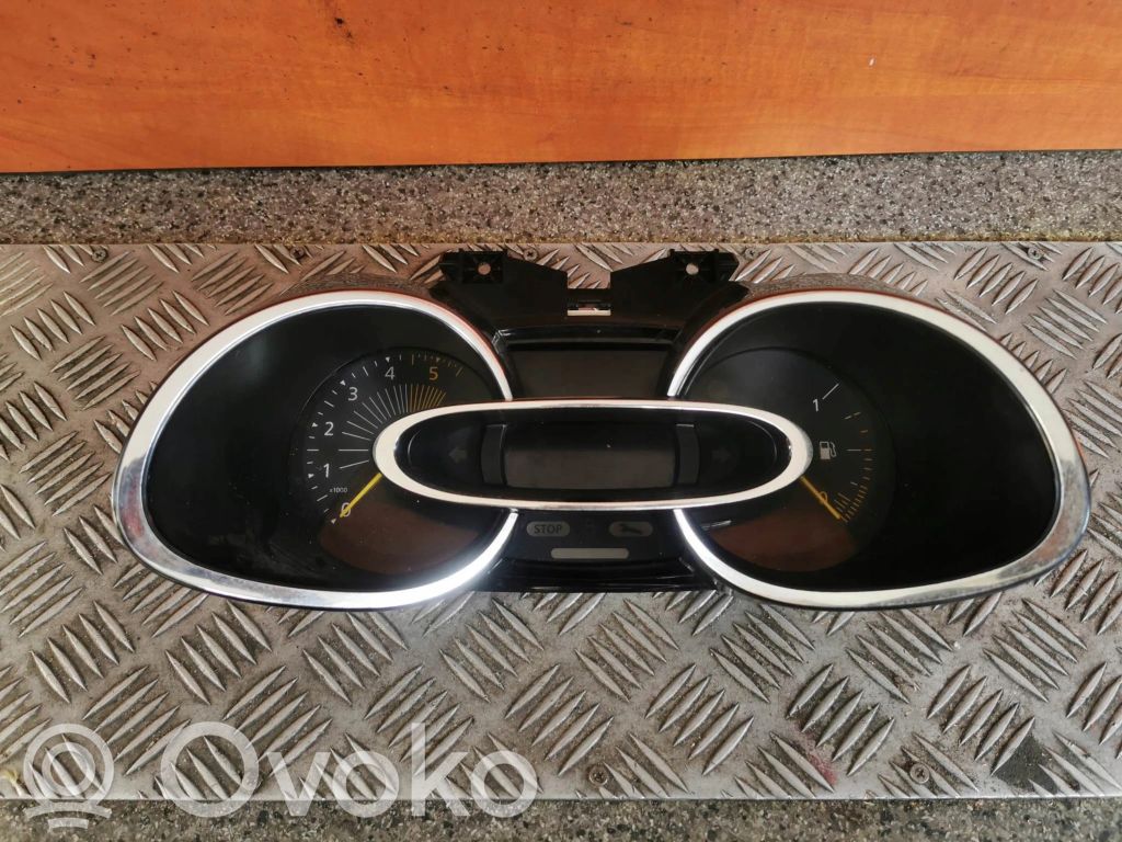 Renault Clio IV Speedometer (instrument cluster) 