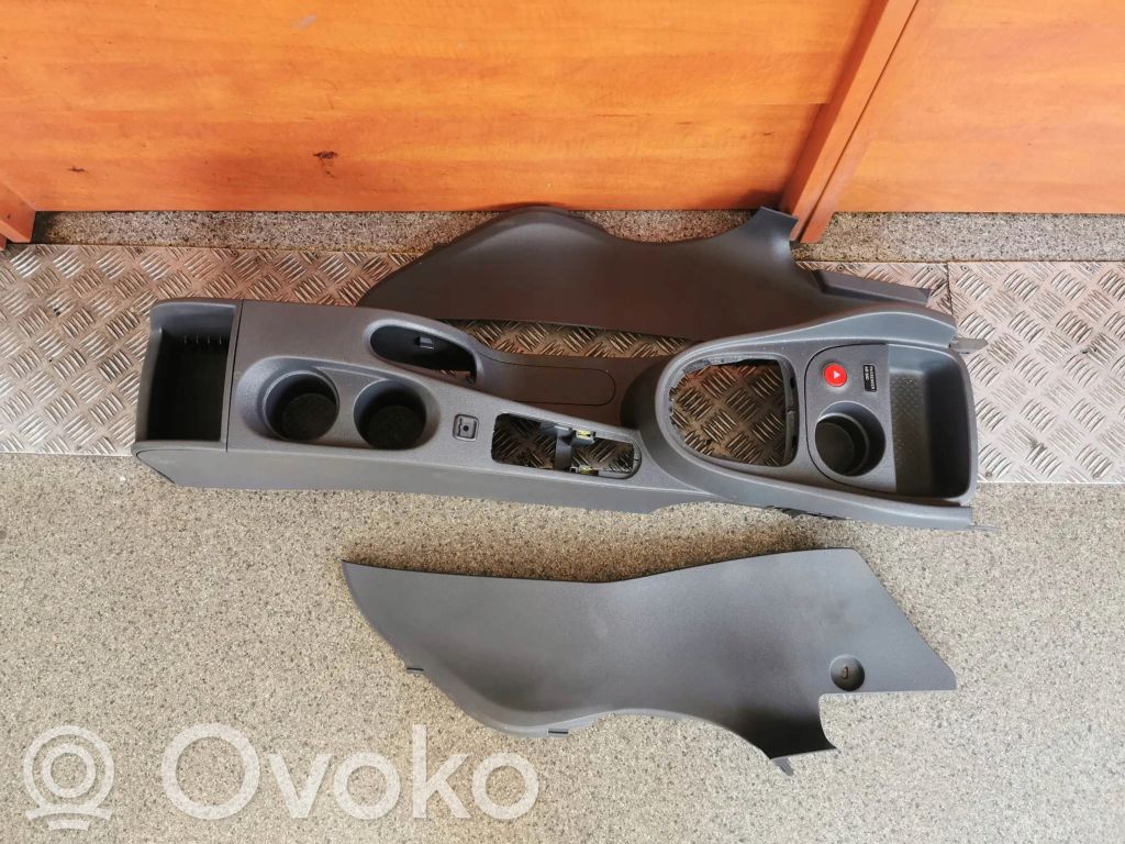 Seat Leon (1P) Centrālā konsole 