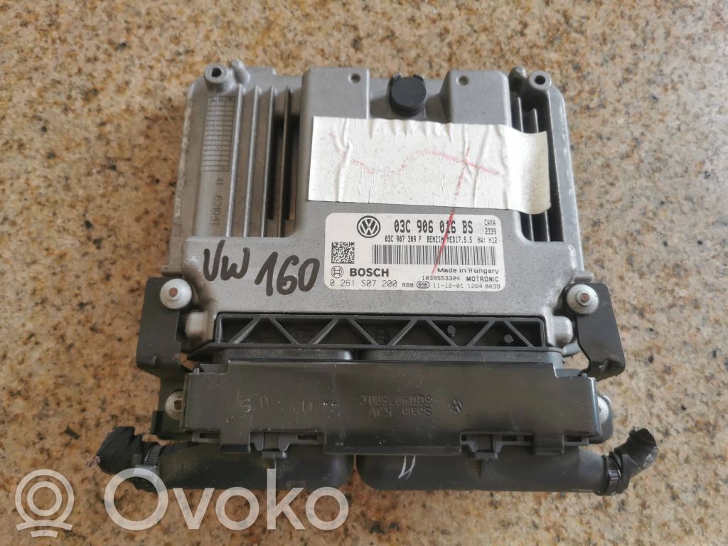 Volkswagen Jetta VI Engine control unit/module 