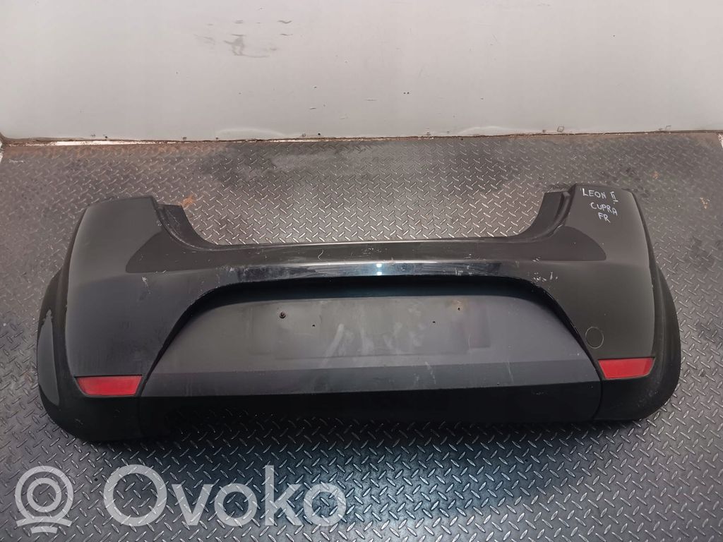 Seat Leon (1P) Bamperis 