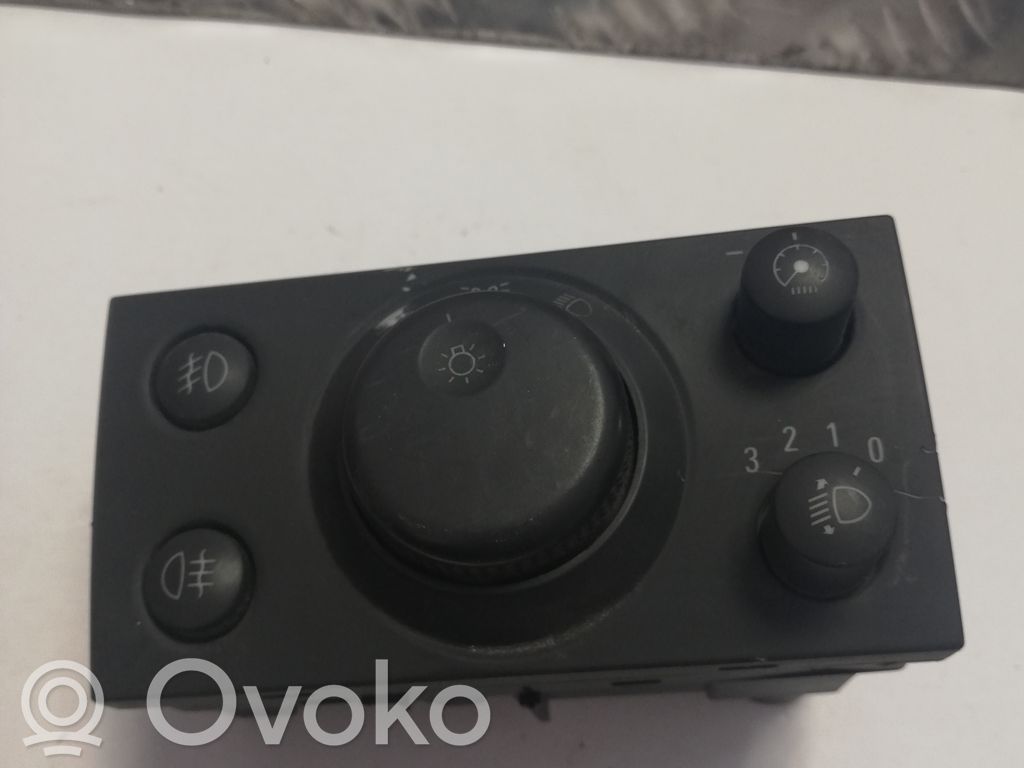 Opel Vectra C Light switch 