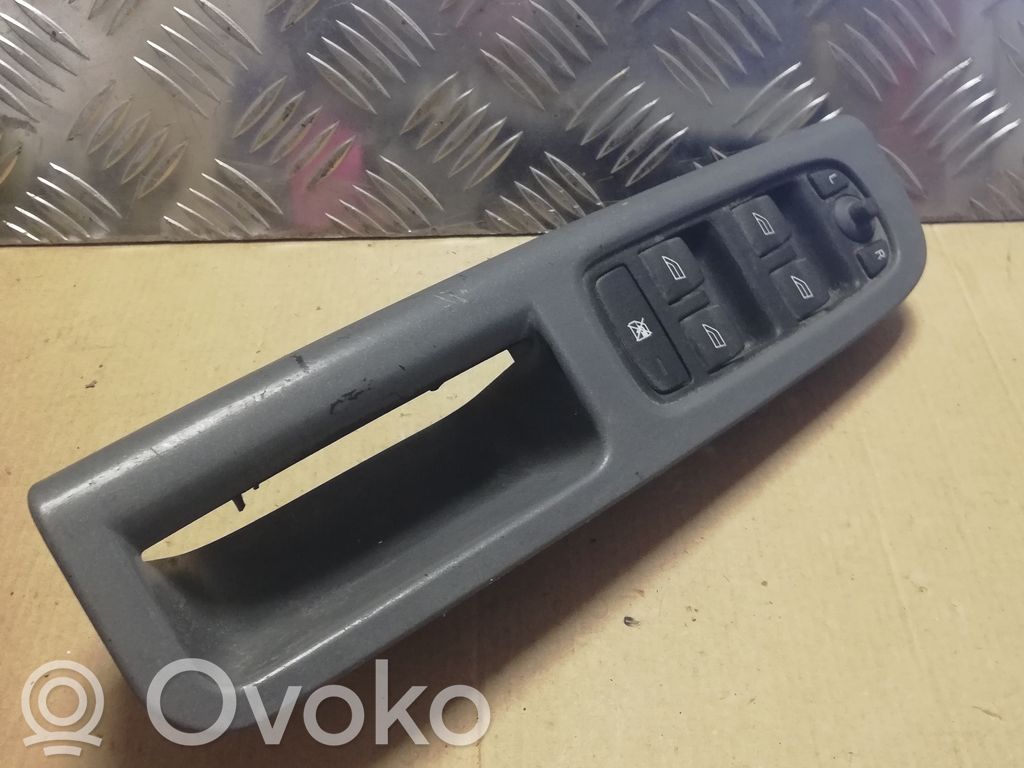 Volvo V50 Electric window control switch 