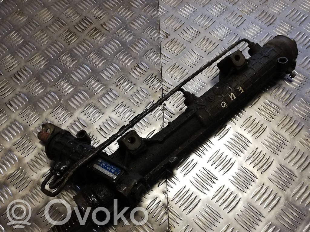 BMW 3 E46 Vairo kolonėle 