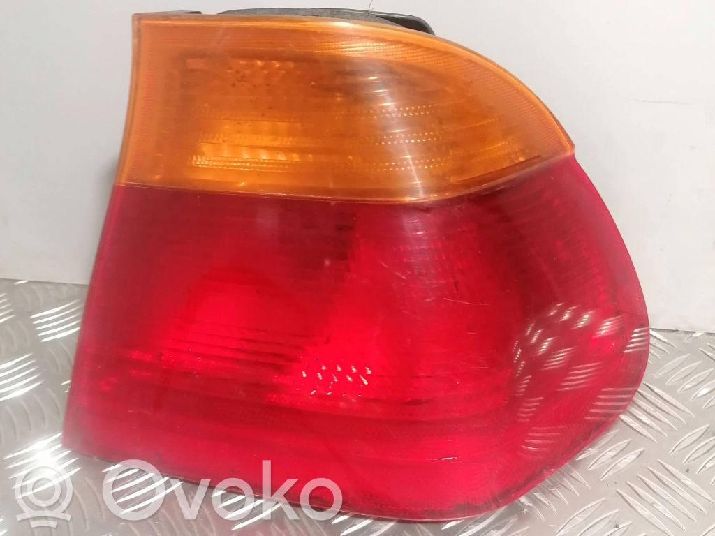 BMW 3 E46 Galinis žibintas kėbule 