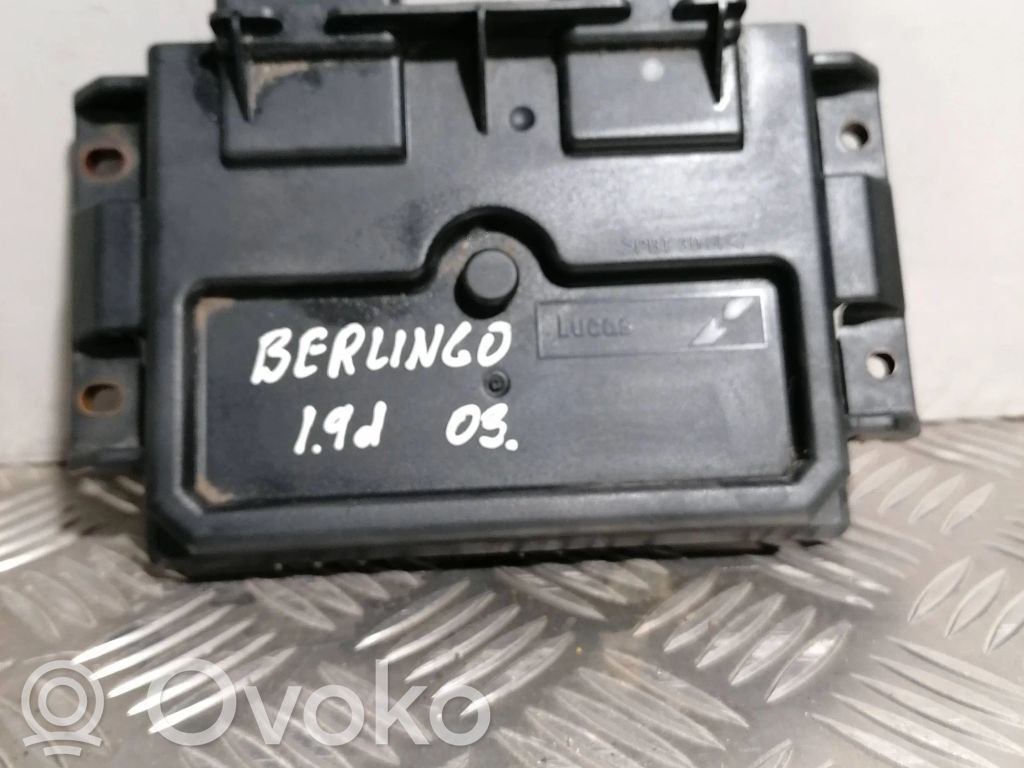 Citroen Berlingo Engine control unit/module 