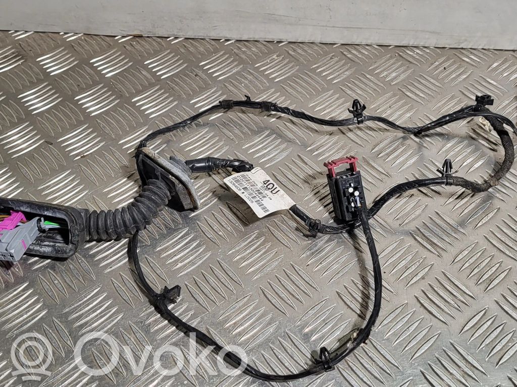 Cableado de puerta trasera   13284606
