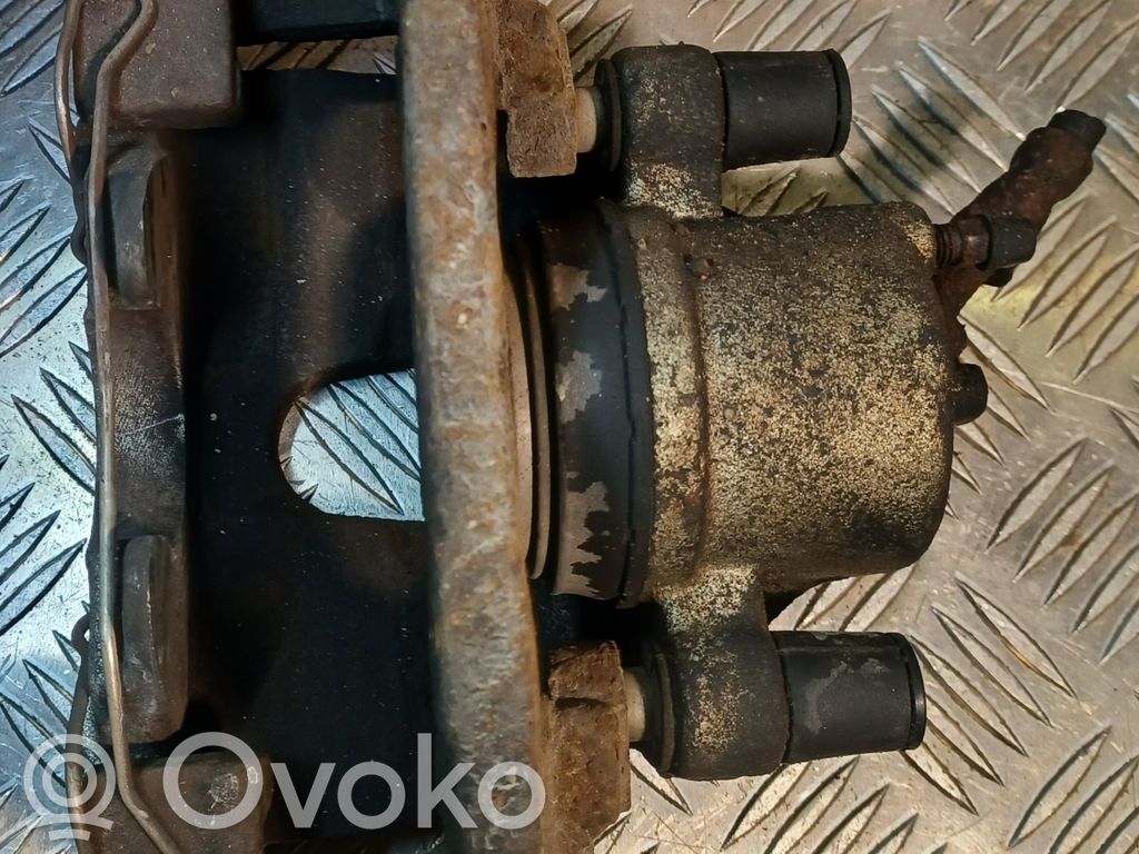 Ford Focus Передний суппорт 