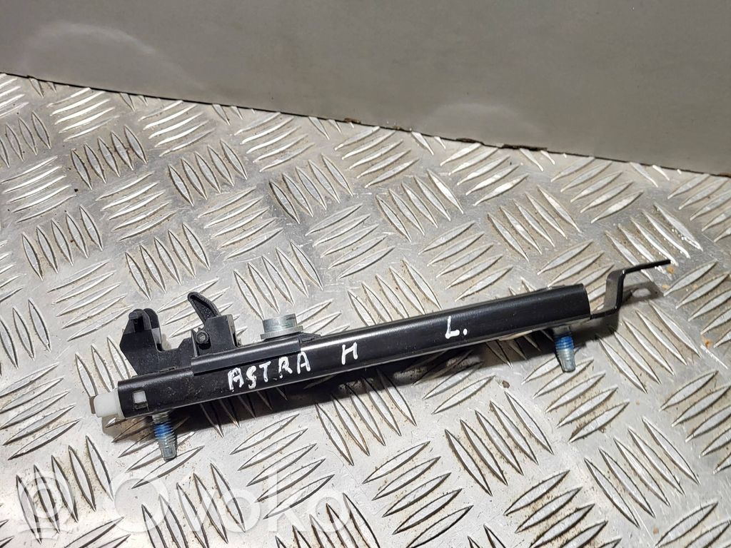 Opel Astra H Seat belt adjustment rail 