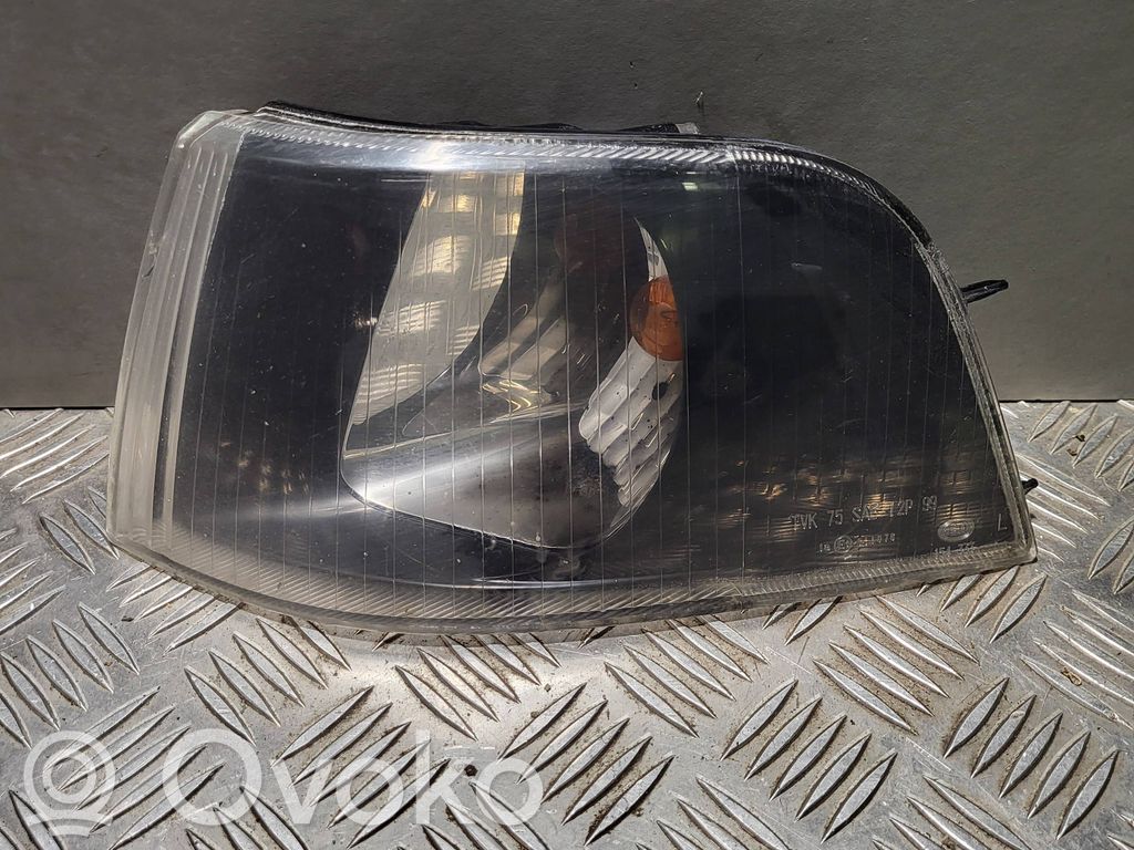 Volvo S40, V40 Front indicator light 