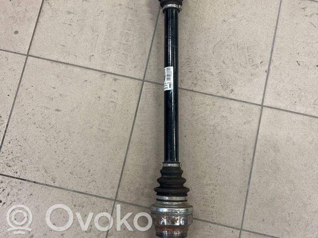 Takavetoakseli   P756412701,T073350578,10038216,105381