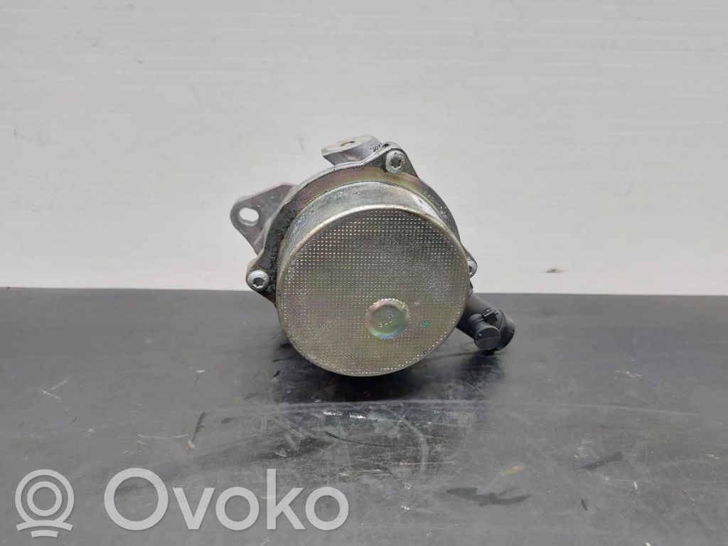 Vacuum pump   7006730300