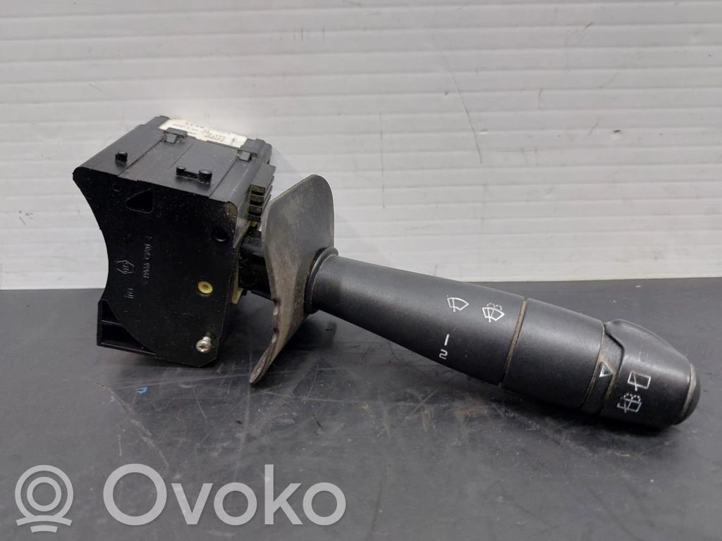 Renault Kangoo I Wiper speed switch 