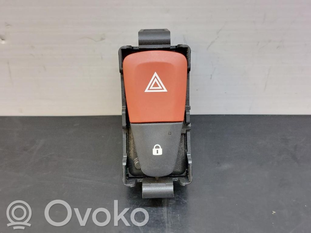 Botón interruptor de luz de peligro   8200214896,252100001R,8200409382,8200483813,8200523299
