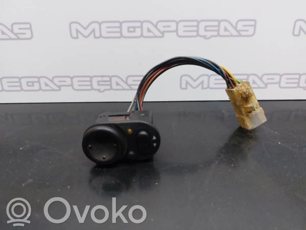 Wing mirror switch   90306693