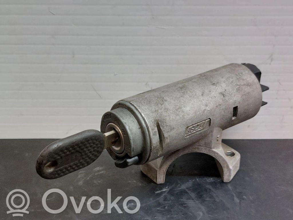 Fiat Uno Užvedimo spynelė 
