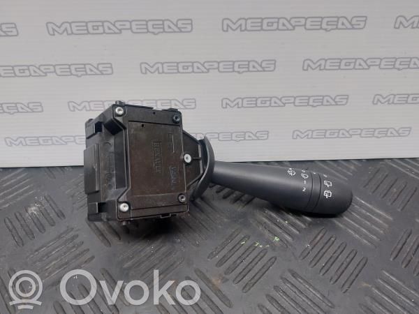 Dacia Sandero Wiper speed switch 
