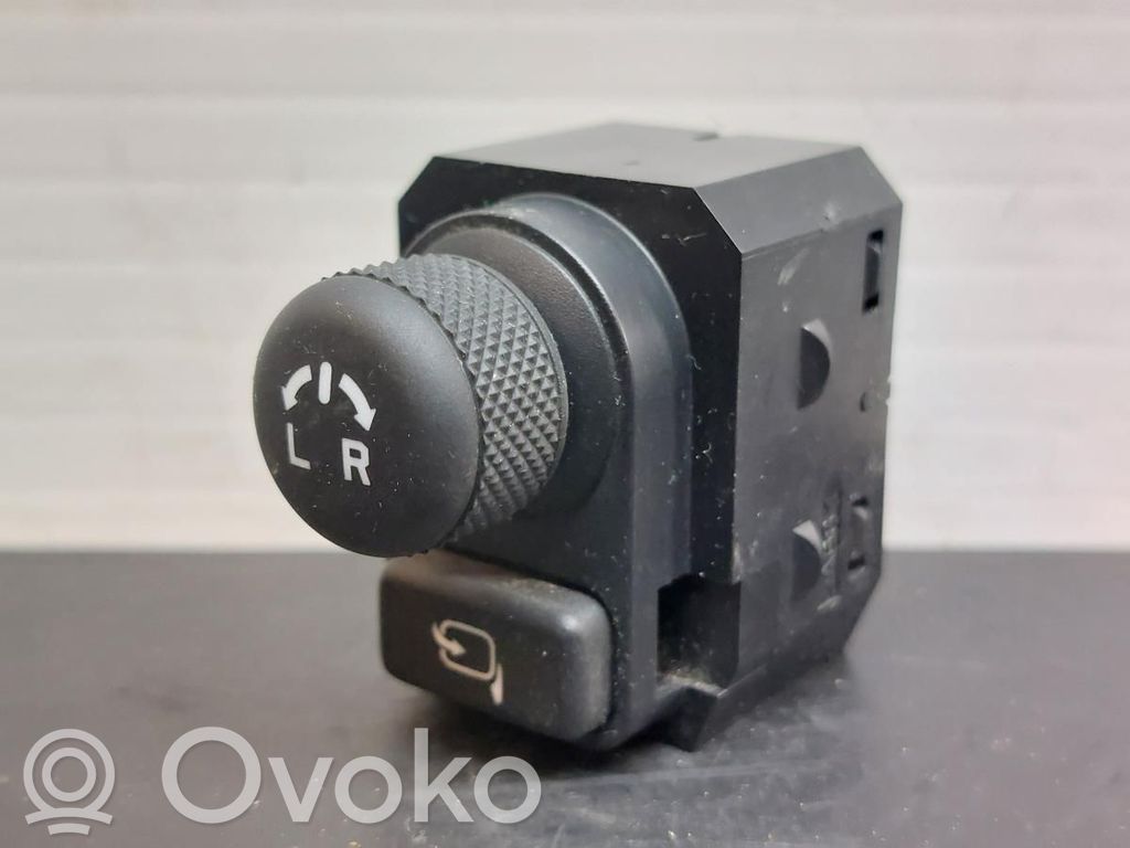 Interruptor del espejo lateral