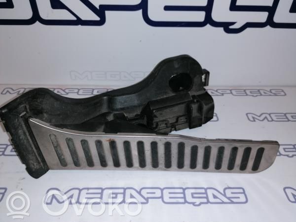 Accelerator throttle pedal   1K1723503N
