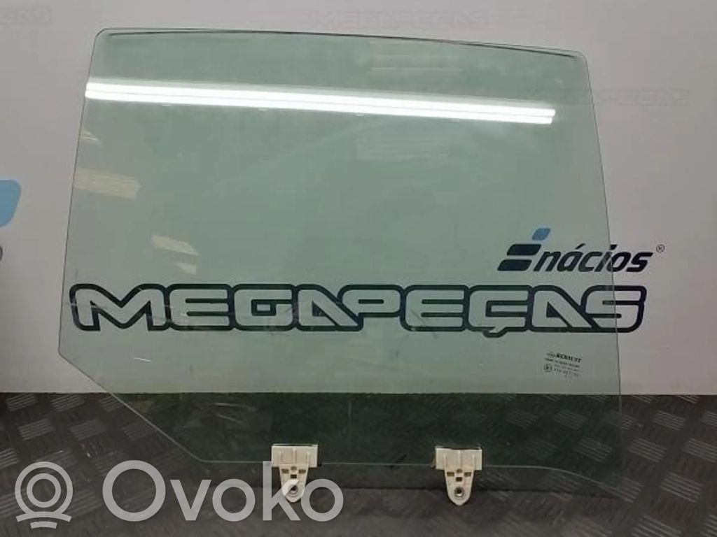 Renault Megane III Rear door window glass 