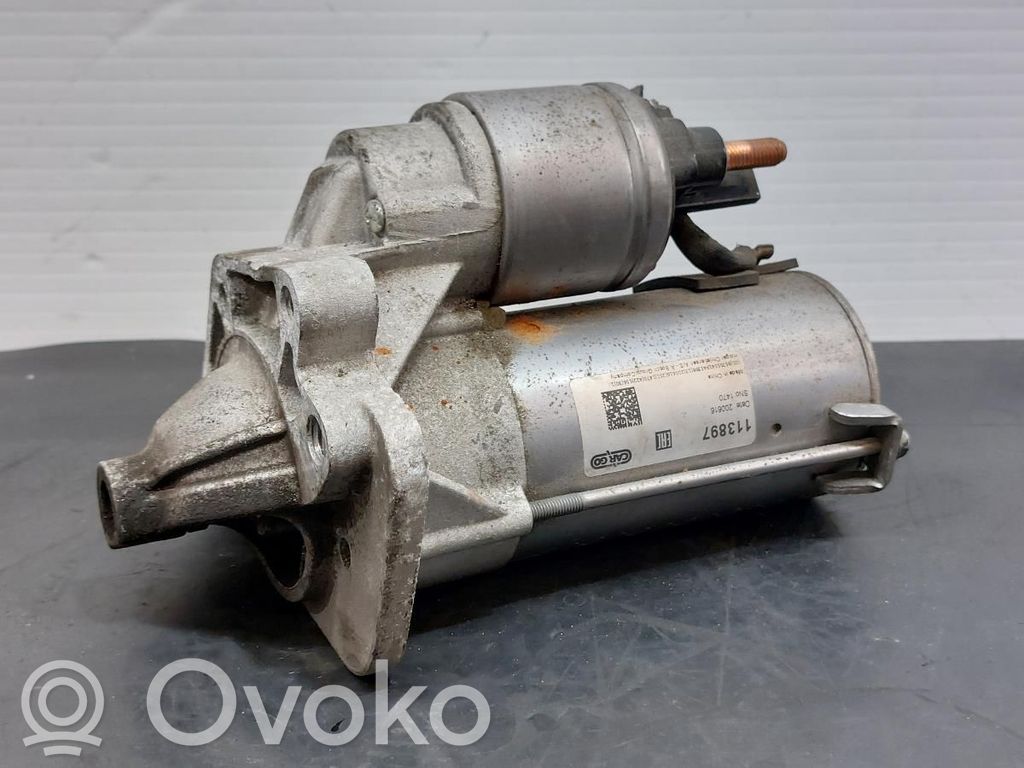 Стартер   8200584675
