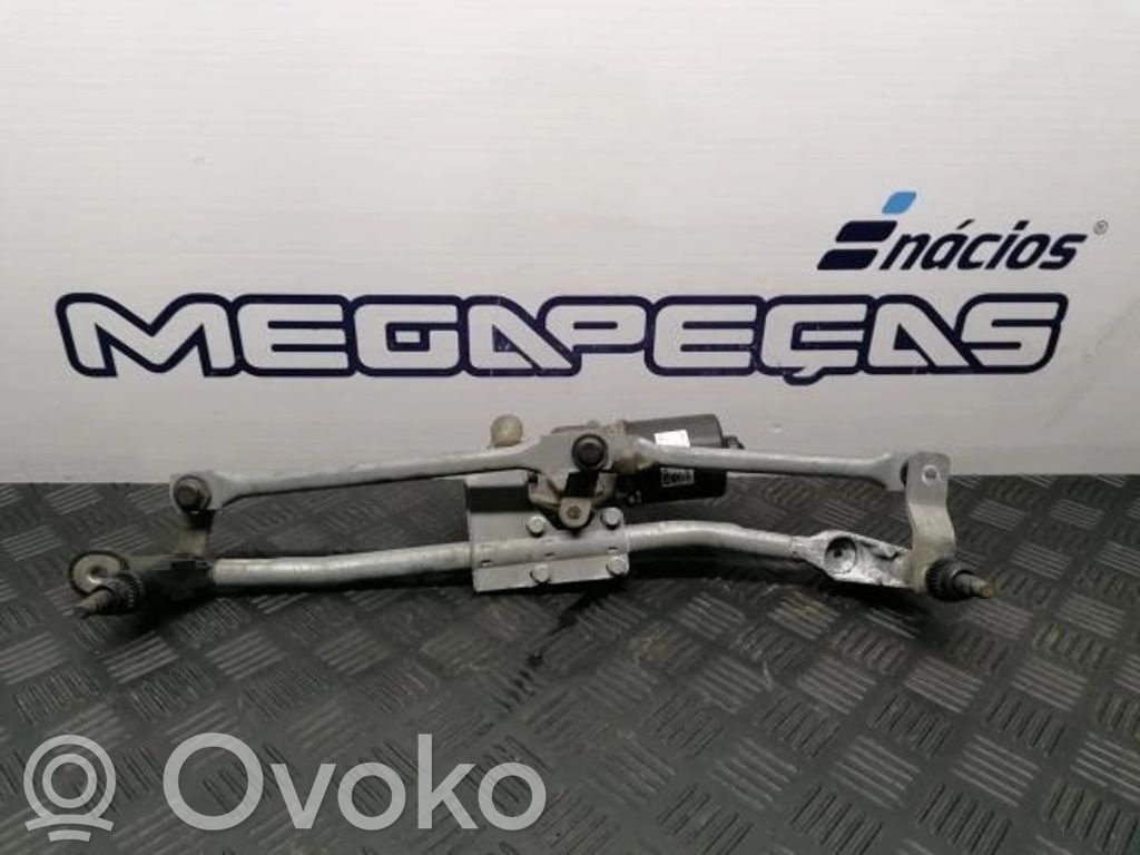 Wiper motor   404871,692570601