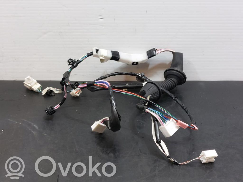 Otros cableados   821510DP00B,821510DP00B,PORTAFDIREITA