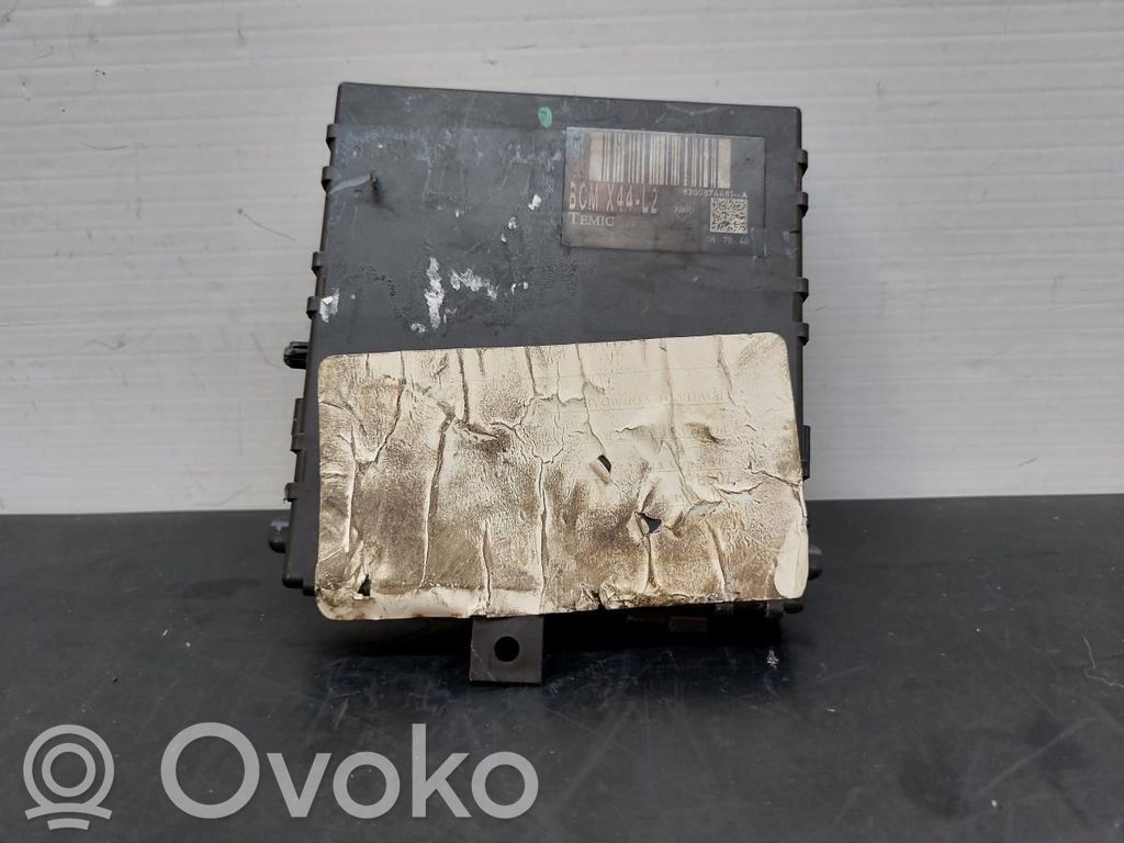 SAM control unit   8200874481A
